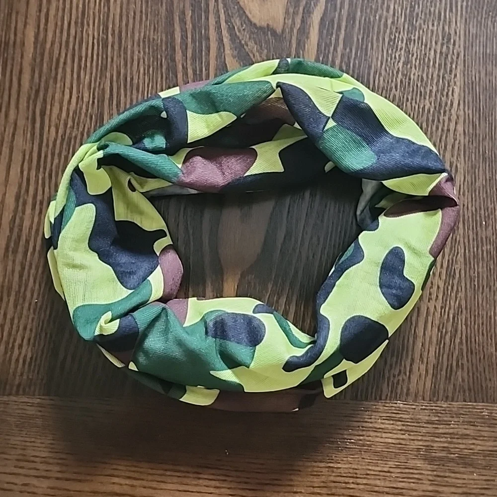 NEW Camo headband/tube bandana/neck gaiter/cowl